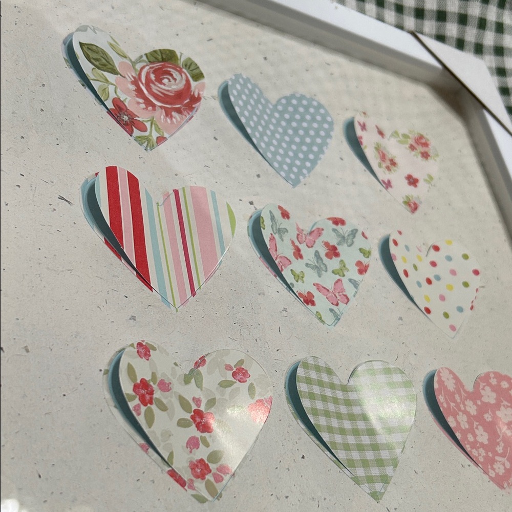 Charming Heart Patterned Shadow Box Frame - Picture 3 of 3
